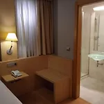 U Villa-goma فندق