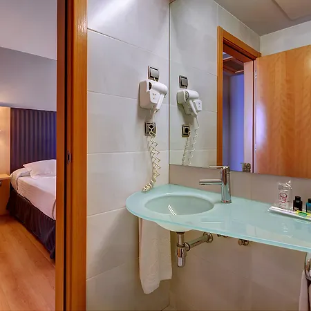 U Villa-goma Otel Zaragoza