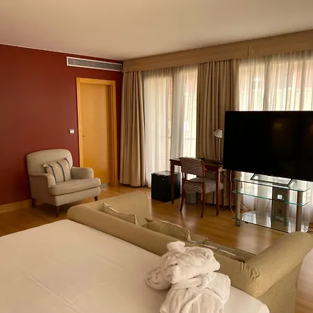U Villa-gomá 3* Saragoça