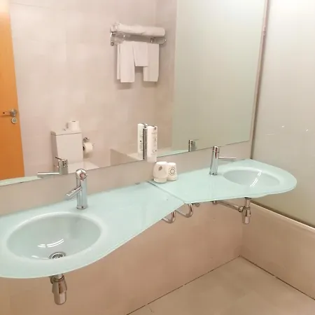 U Villa-goma Zaragoza
