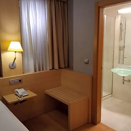 Hotel U Villa-gomá Saragoça