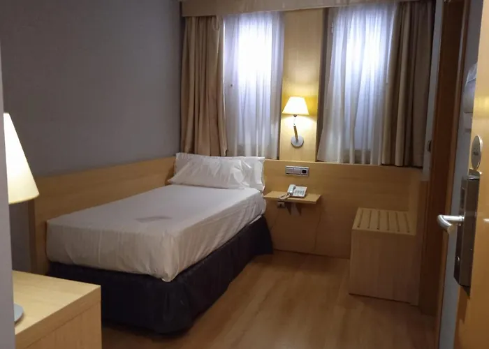 U Villa-gomá 3* Zaragoza