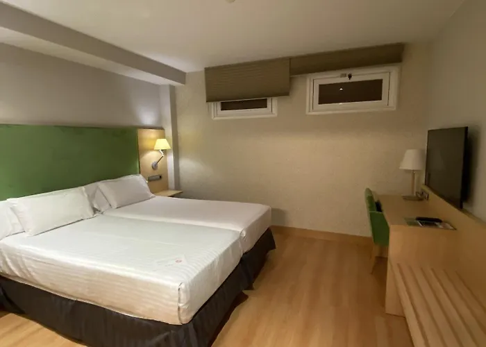 U Villa-gomá Szálloda 3*