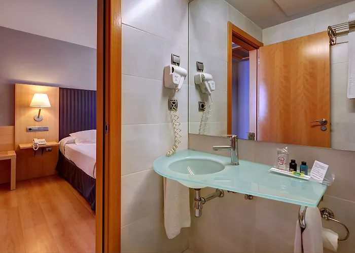 U Villa-gomá Szálloda 3*