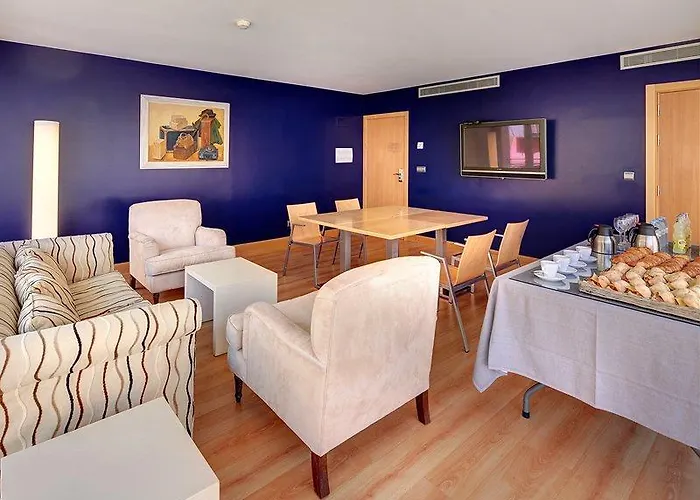 U Villa-gomá Szálloda Zaragoza